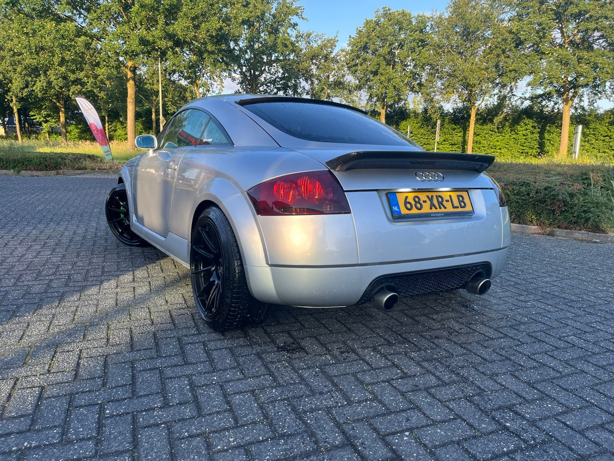 Jesse zijn Audi TT - het begin van de autopassie achter Bandenmeesters