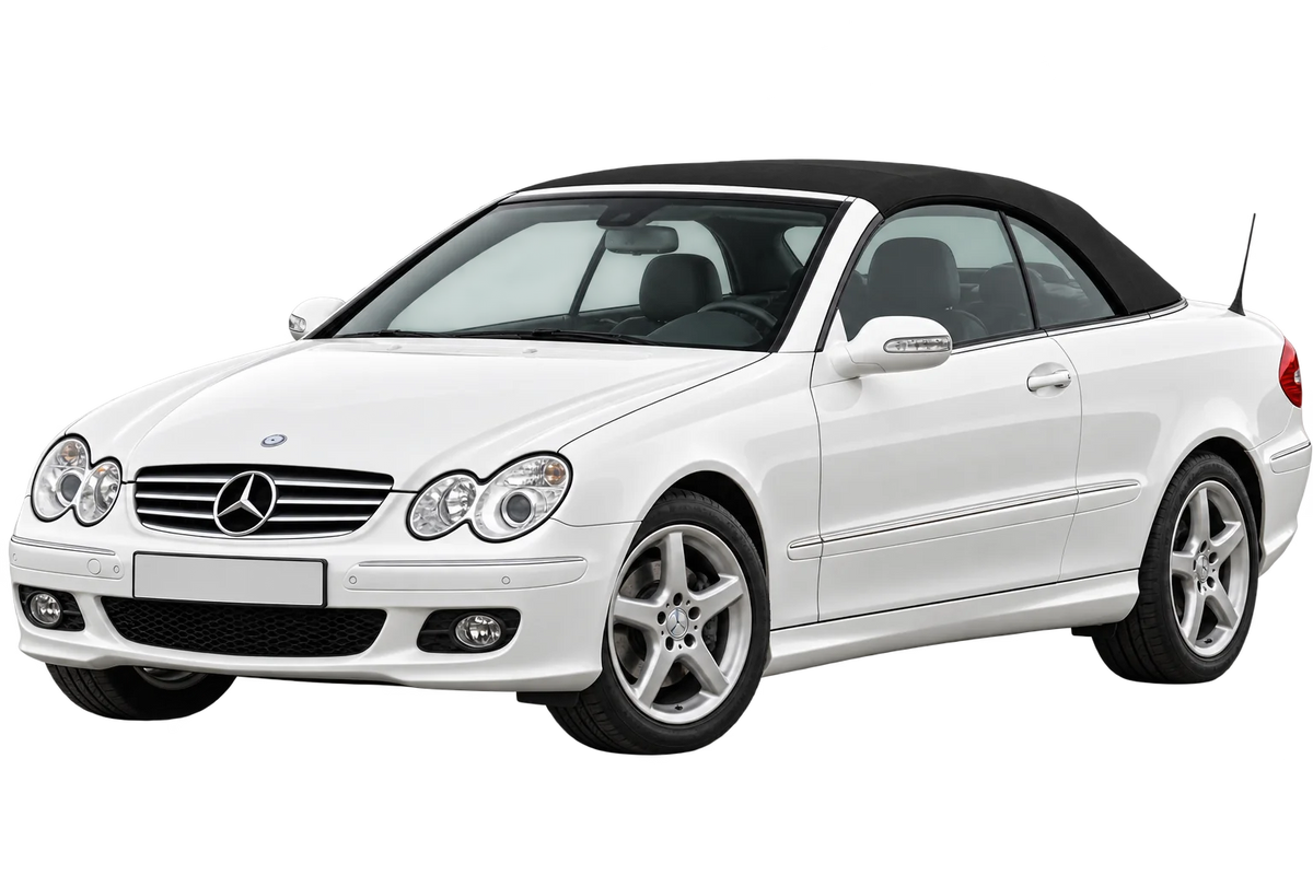 Witte Mercedes CLK-Klasse 209 Cabriolet, schuin van voren
