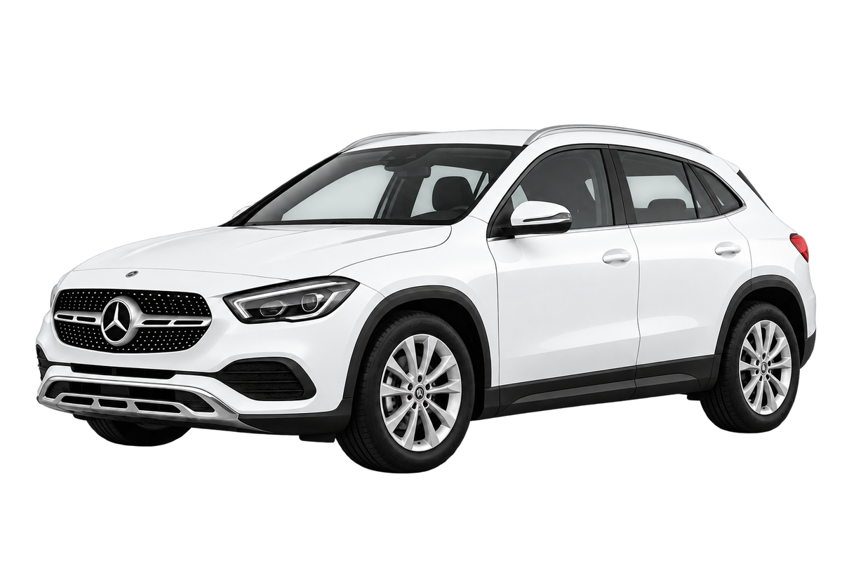 Witte Mercedes GLA F2B H247, schuin van voren