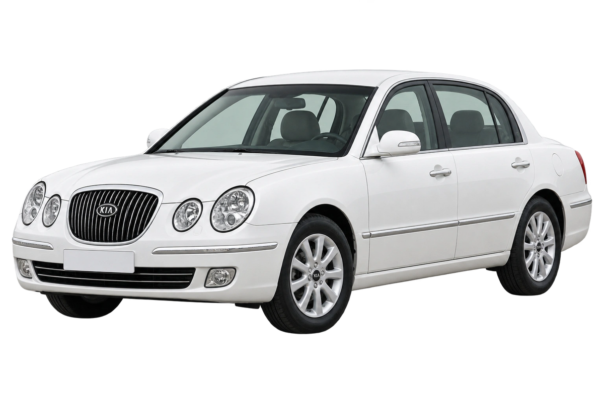 Witte Kia Opirus LD, schuin van voren