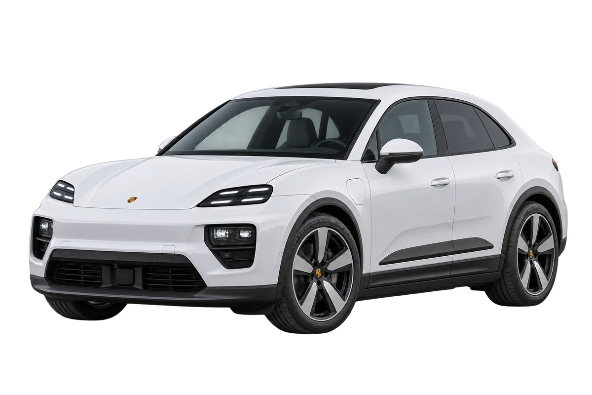 Witte Porsche Macan XA, schuin van voren
