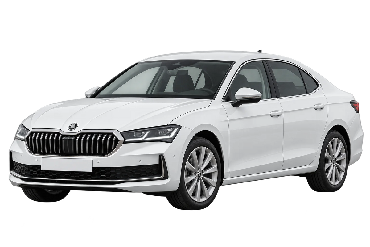 Witte Skoda Superb NZ Limousine, schuin van voren