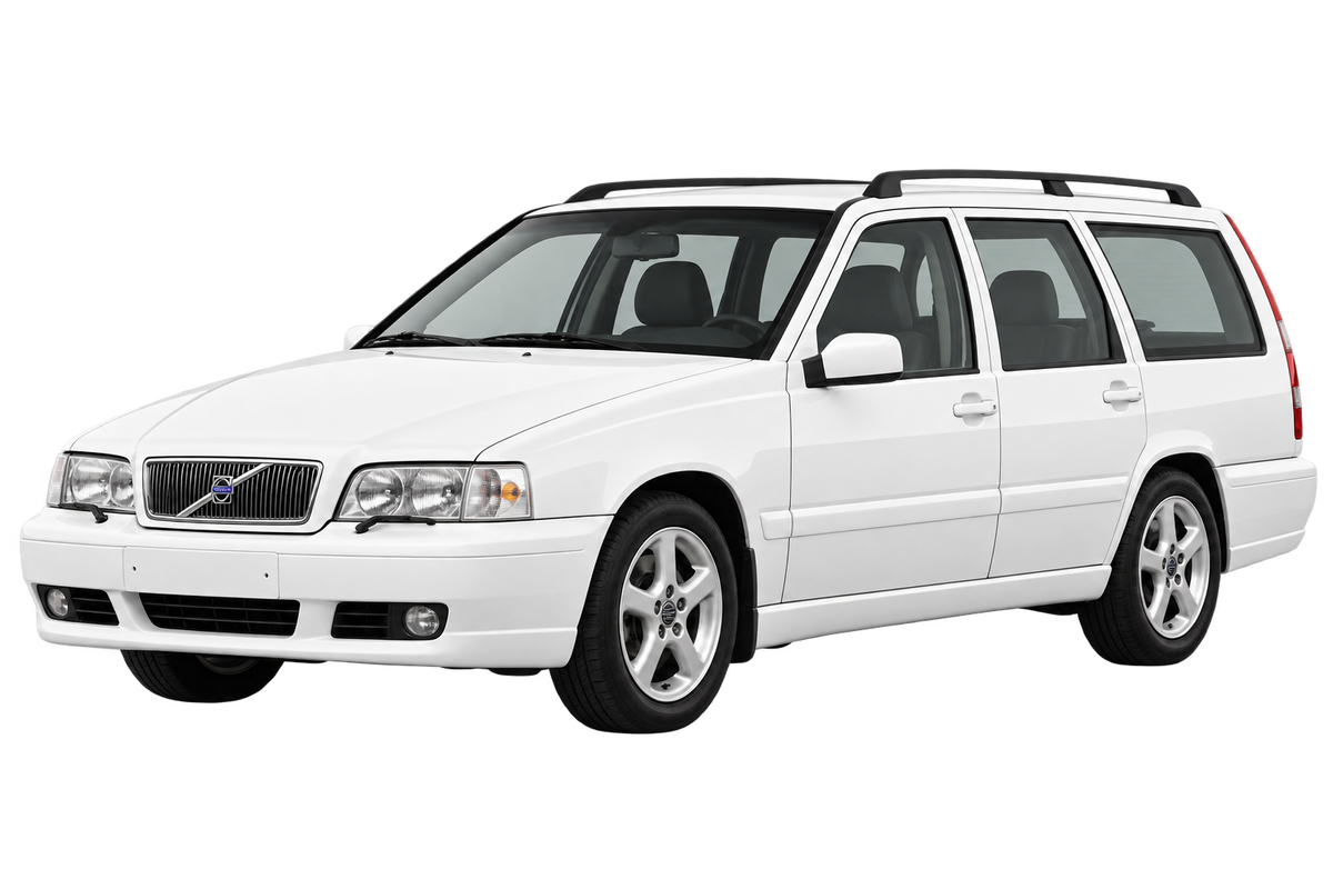 Witte Volvo V70 L, schuin van voren