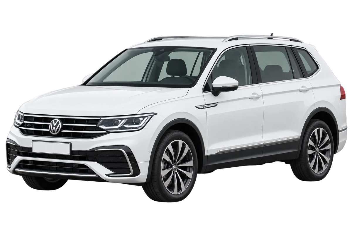 Witte Volkswagen Tiguan 5N Allspace Facelift 2021, schuin van voren