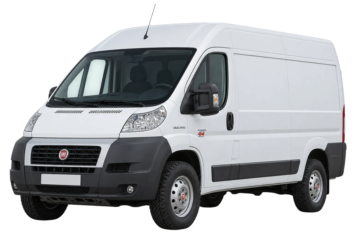 Witte Dangel Dangel 4x4 Fiat Ducato III 4x4 V50FB, schuin van voren