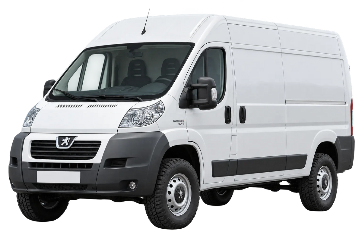 Witte Dangel Dangel 4x4 Peugeot Boxer 4x4 V50PB / V50PC, schuin van voren