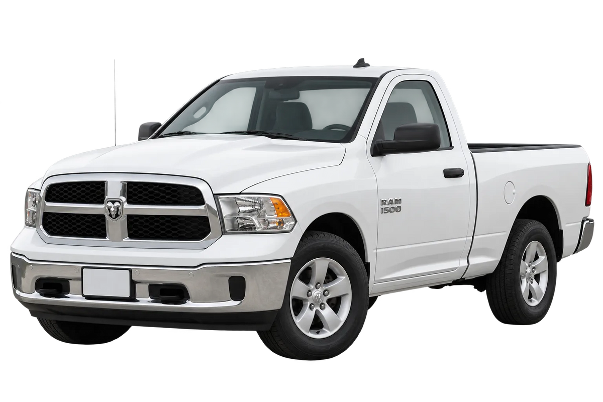 Witte Dodge RAM, schuin van voren