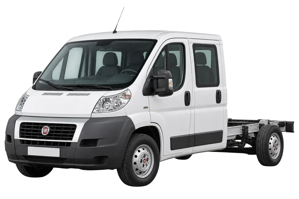 Witte Fiat Ducato 250, 250L, schuin van voren