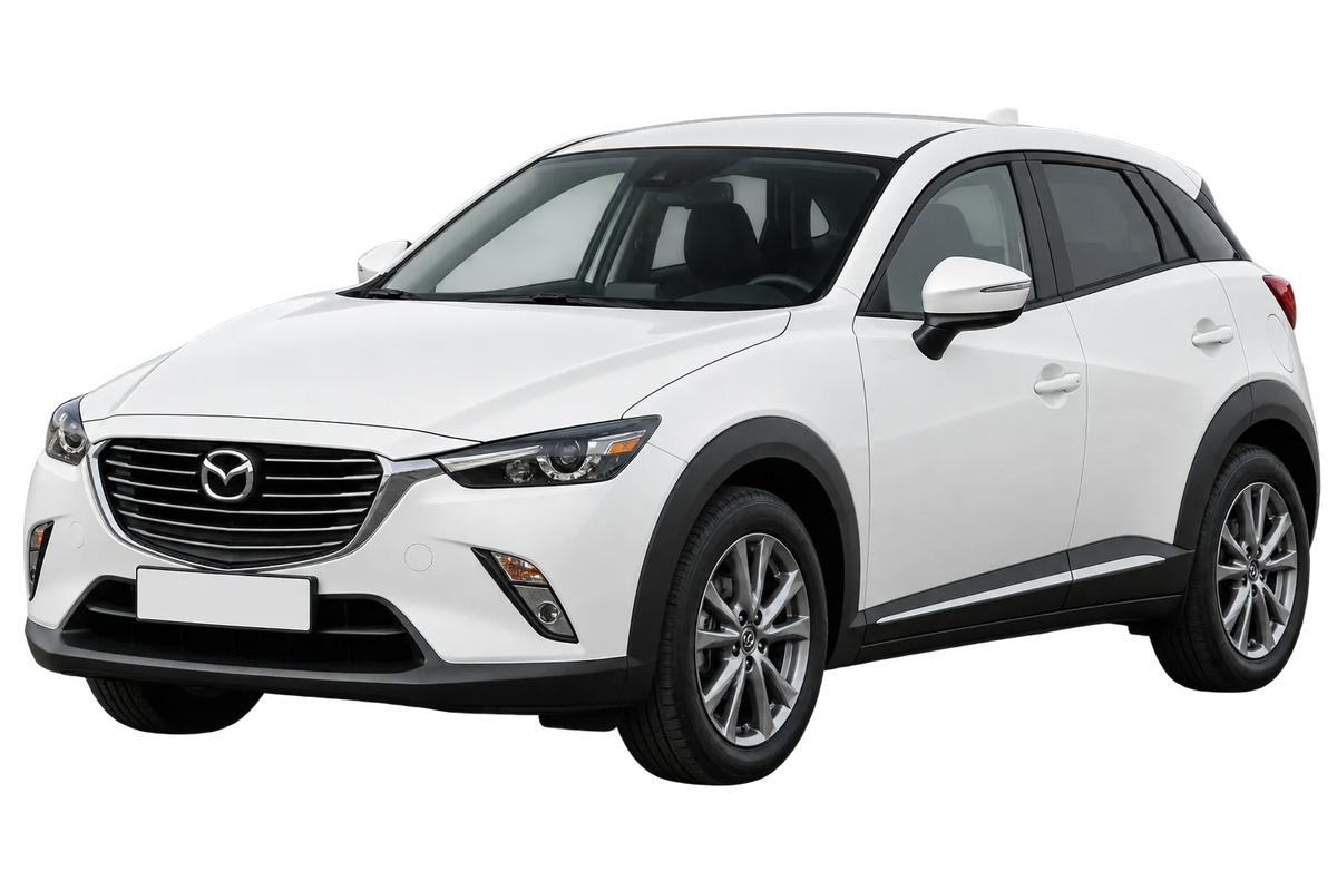 Witte Mazda CX-3 DJ1, schuin van voren