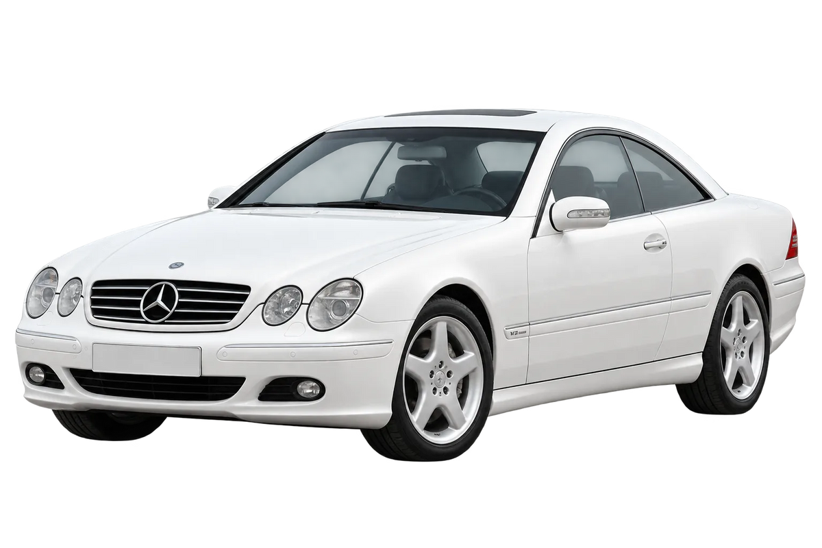 Witte Mercedes CL-Klasse 215, schuin van voren