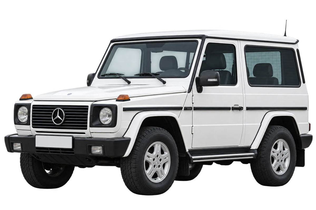 Witte Mercedes G-Klasse 461, schuin van voren