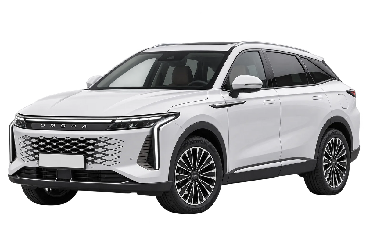 Witte Omoda Omoda 9 T41 PHEV, schuin van voren