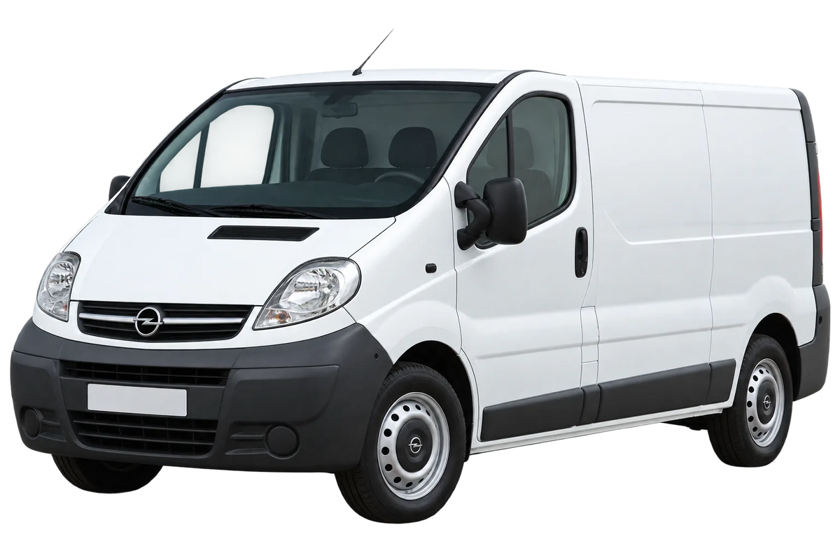 Witte Opel Vivaro X83, F7, schuin van voren