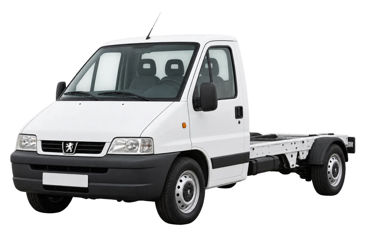 Witte Peugeot Expert B****, 224 (U64), schuin van voren
