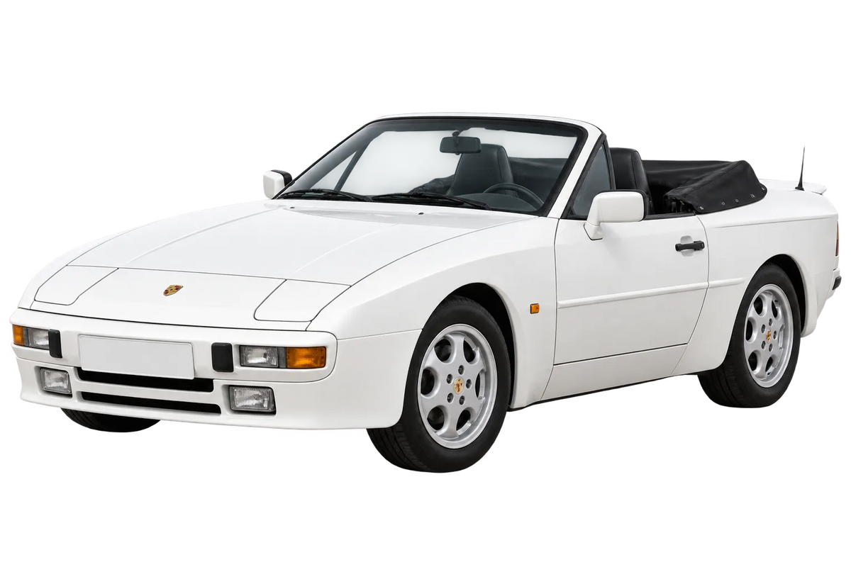 Witte Porsche 944, schuin van voren
