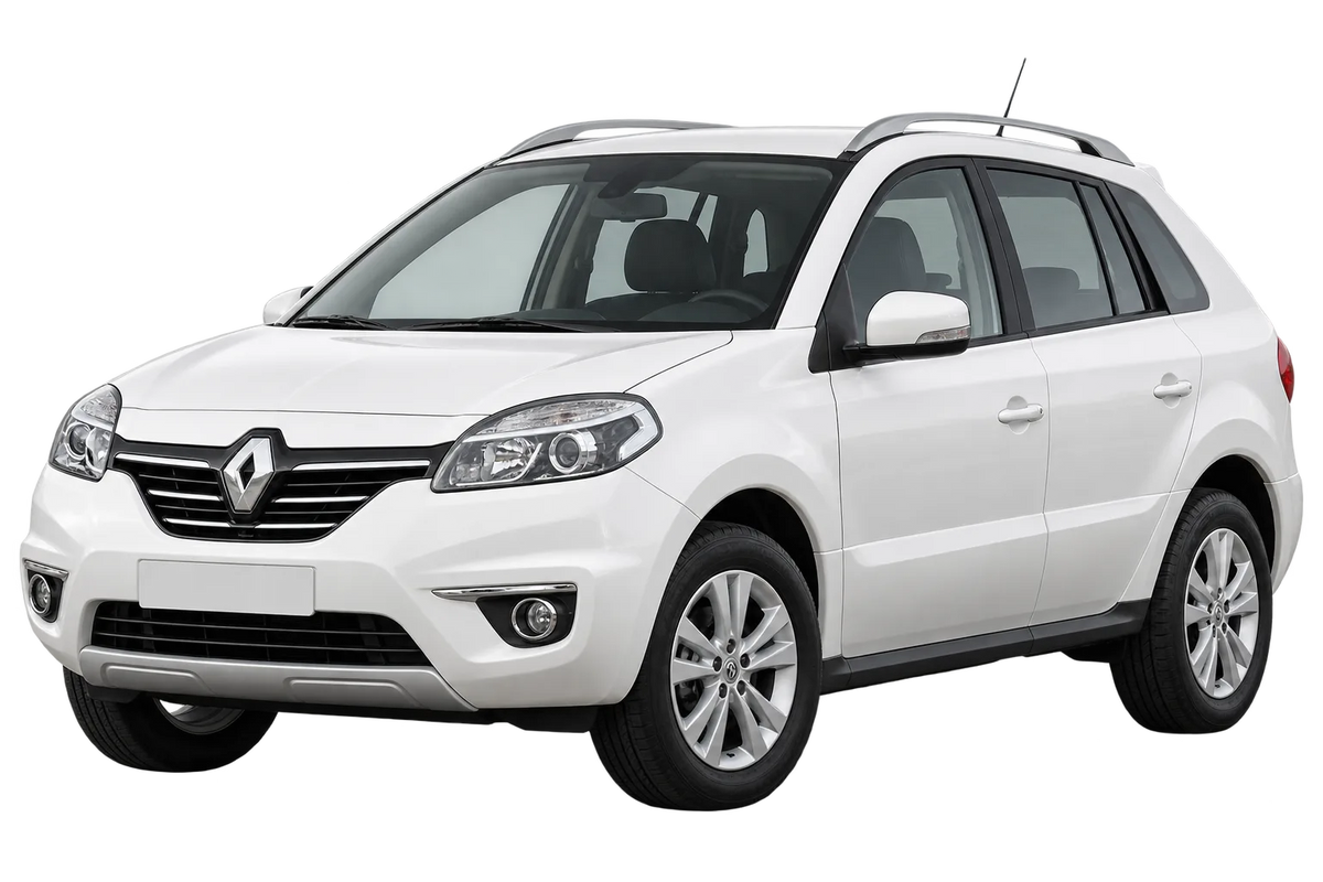 Witte Renault Koleos Y, schuin van voren