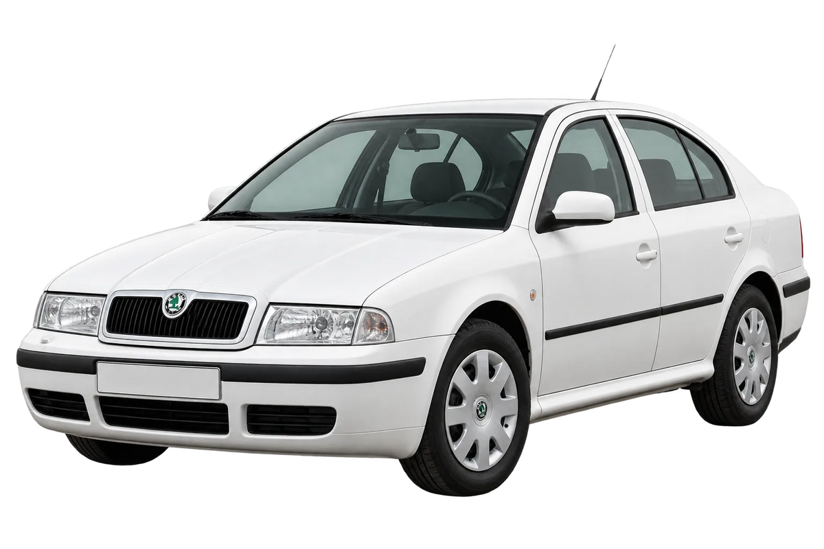Witte Skoda Octavia 1U, schuin van voren