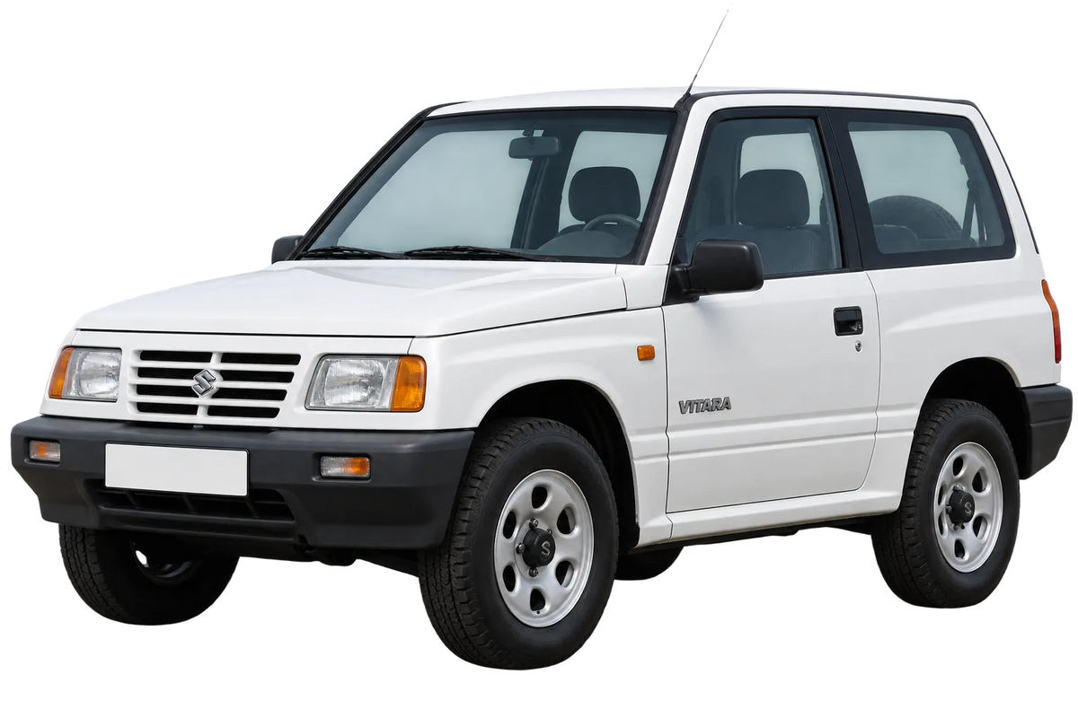 Witte Suzuki Vitara ET, schuin van voren