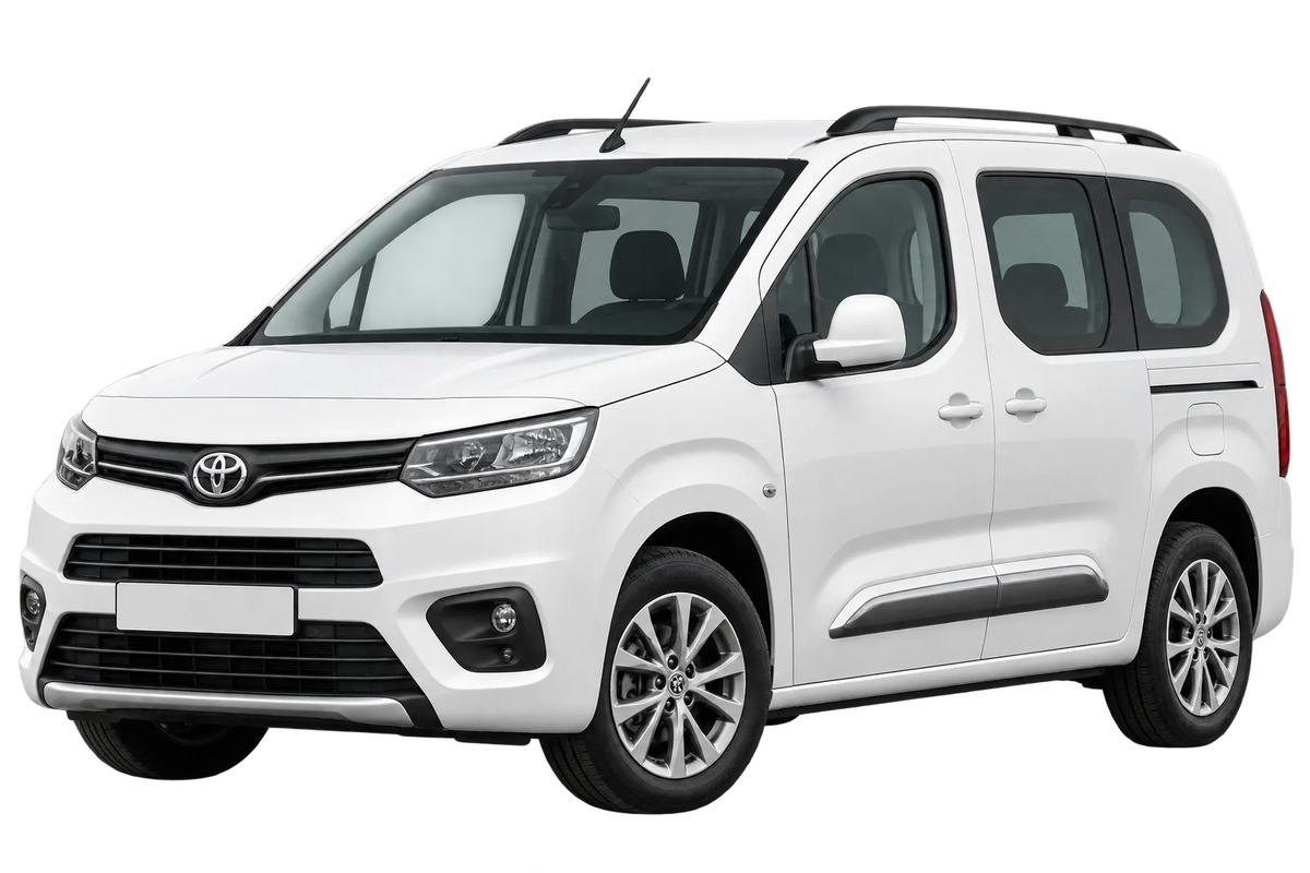 Witte Toyota Proace E (EU,N)-TMG / (EU,M)-TMG Proace City / Proace City Verso, schuin van voren
